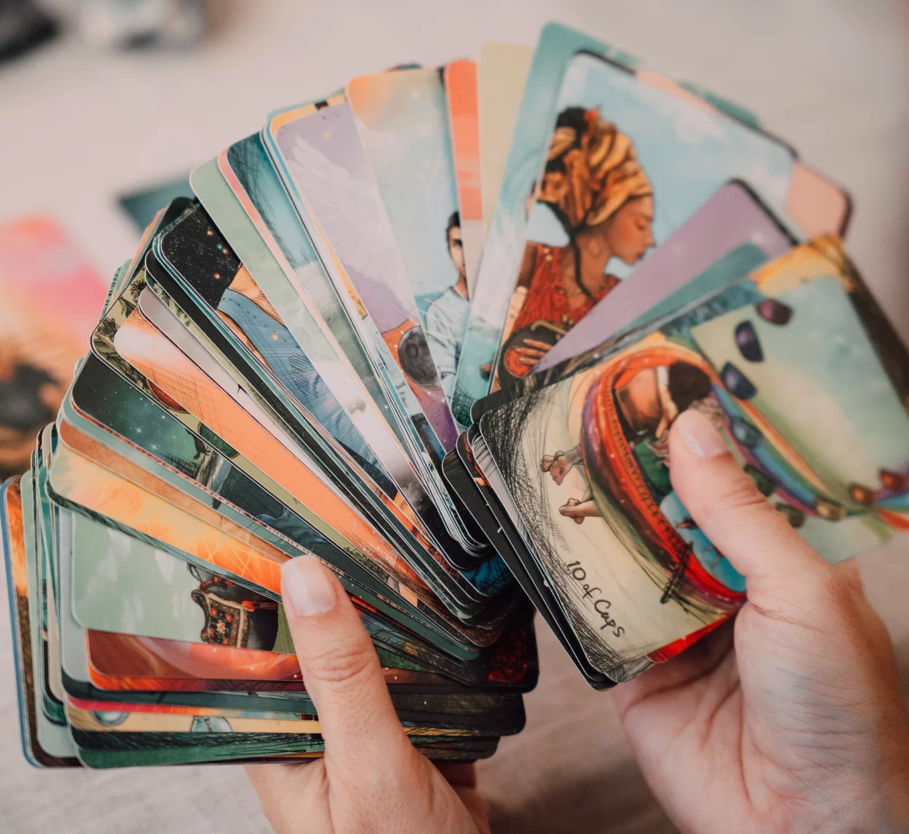 Sessão <br>de Autoconhecimento <br>através do Tarot